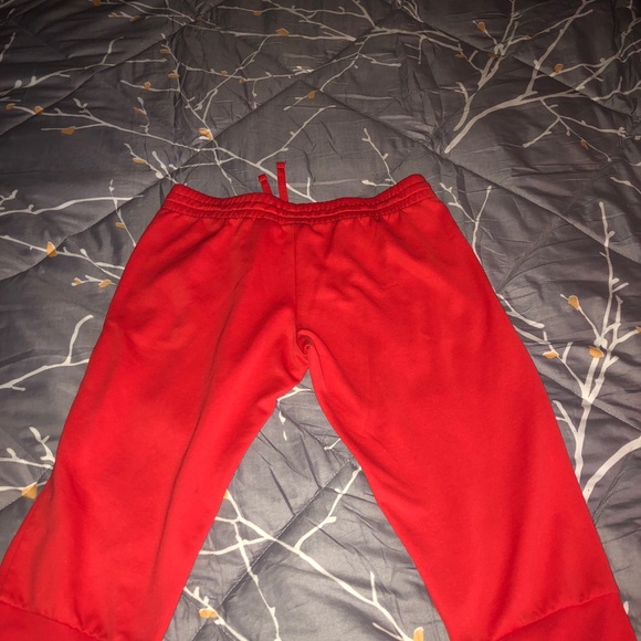 Nike crop sweats - Picture 2 of 3